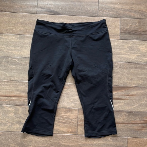 Patagonia Speedwork Capris Large (L) Black EUC - Picture 1 of 5